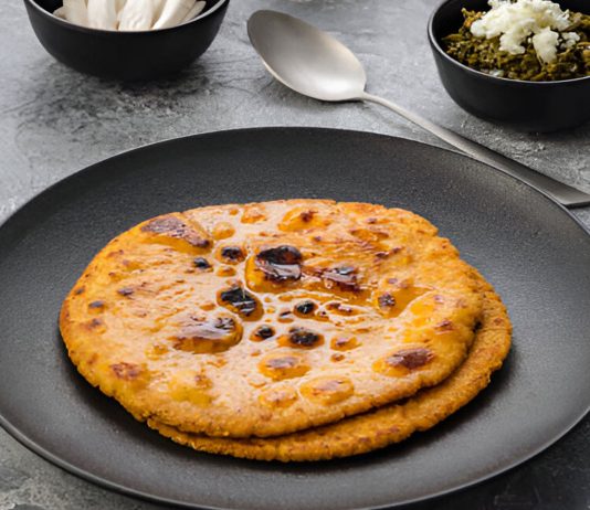 What is Makki Ki Roti? Know the recipe, benefits and the right way to eat it What is Makki Ki Roti? Know the recipe, benefits and the right way to eat it